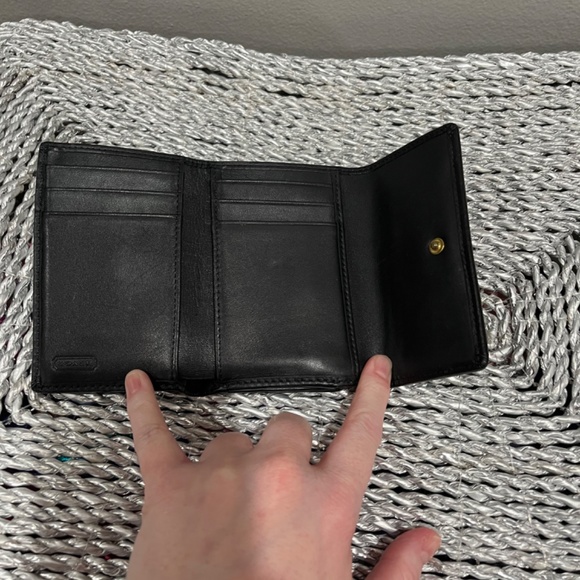 black coach wallet - Picture 5 of 9